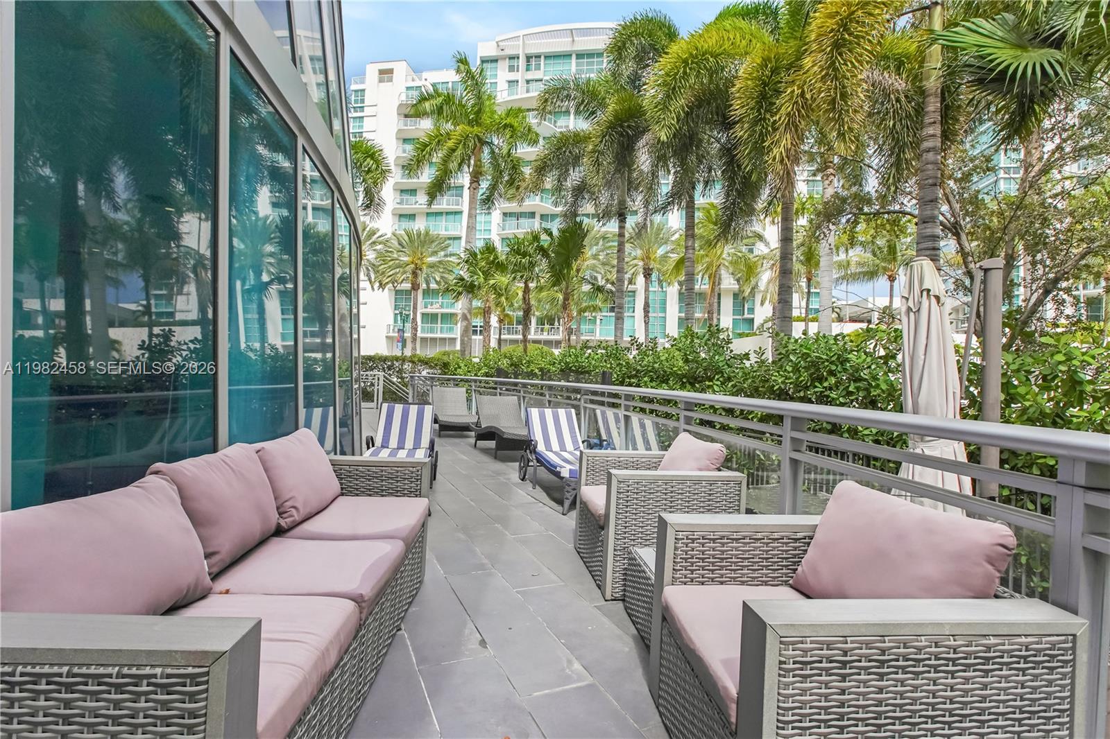 2950 NE 188th St #150, Aventura FL 33180