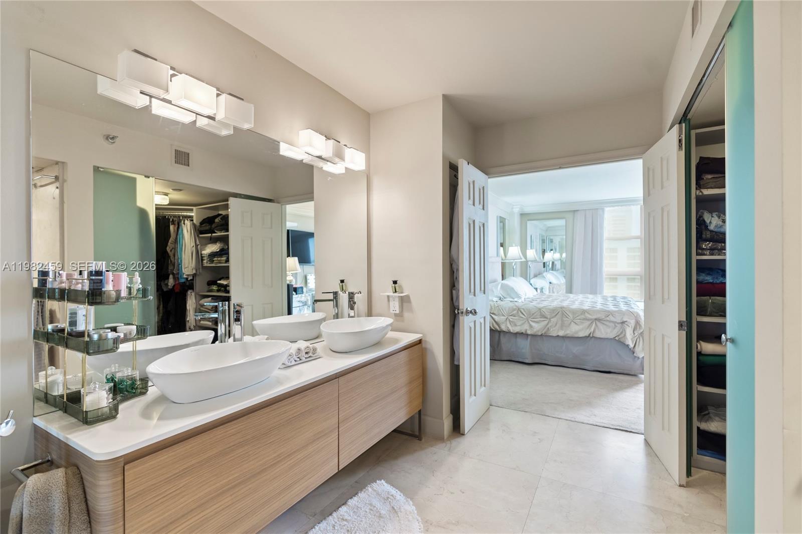 3530 Mystic Pointe Dr #1714, Aventura FL 33180