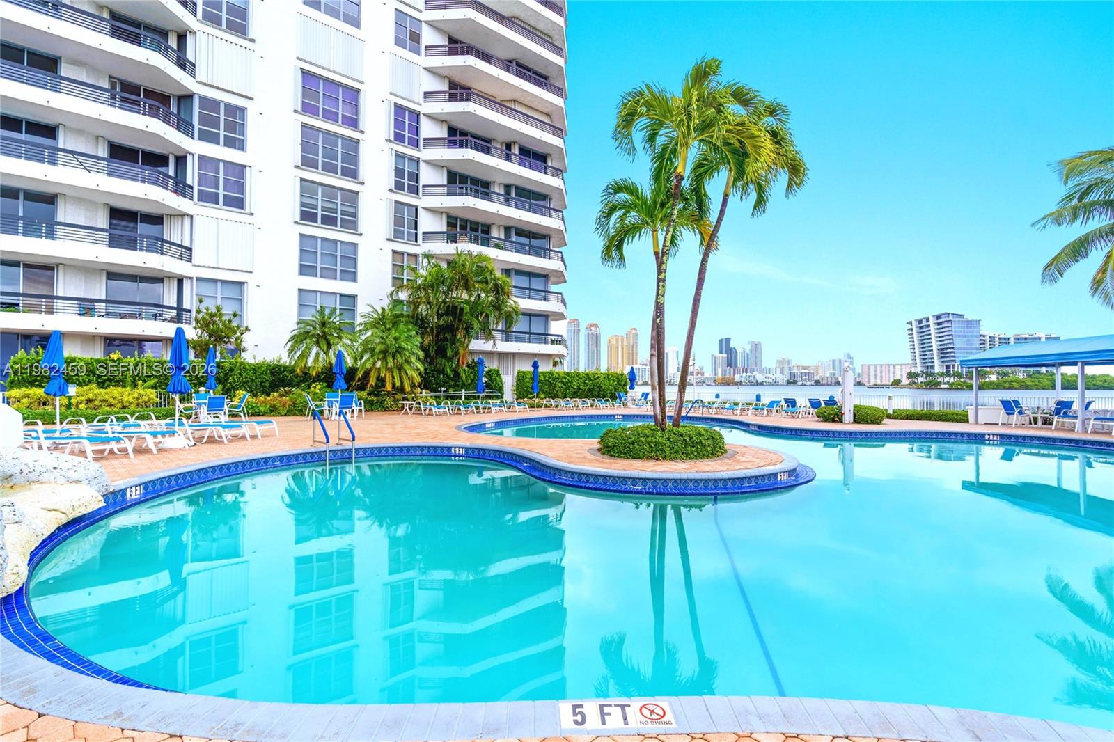 3530 Mystic Pointe Dr #1714, Aventura FL 33180