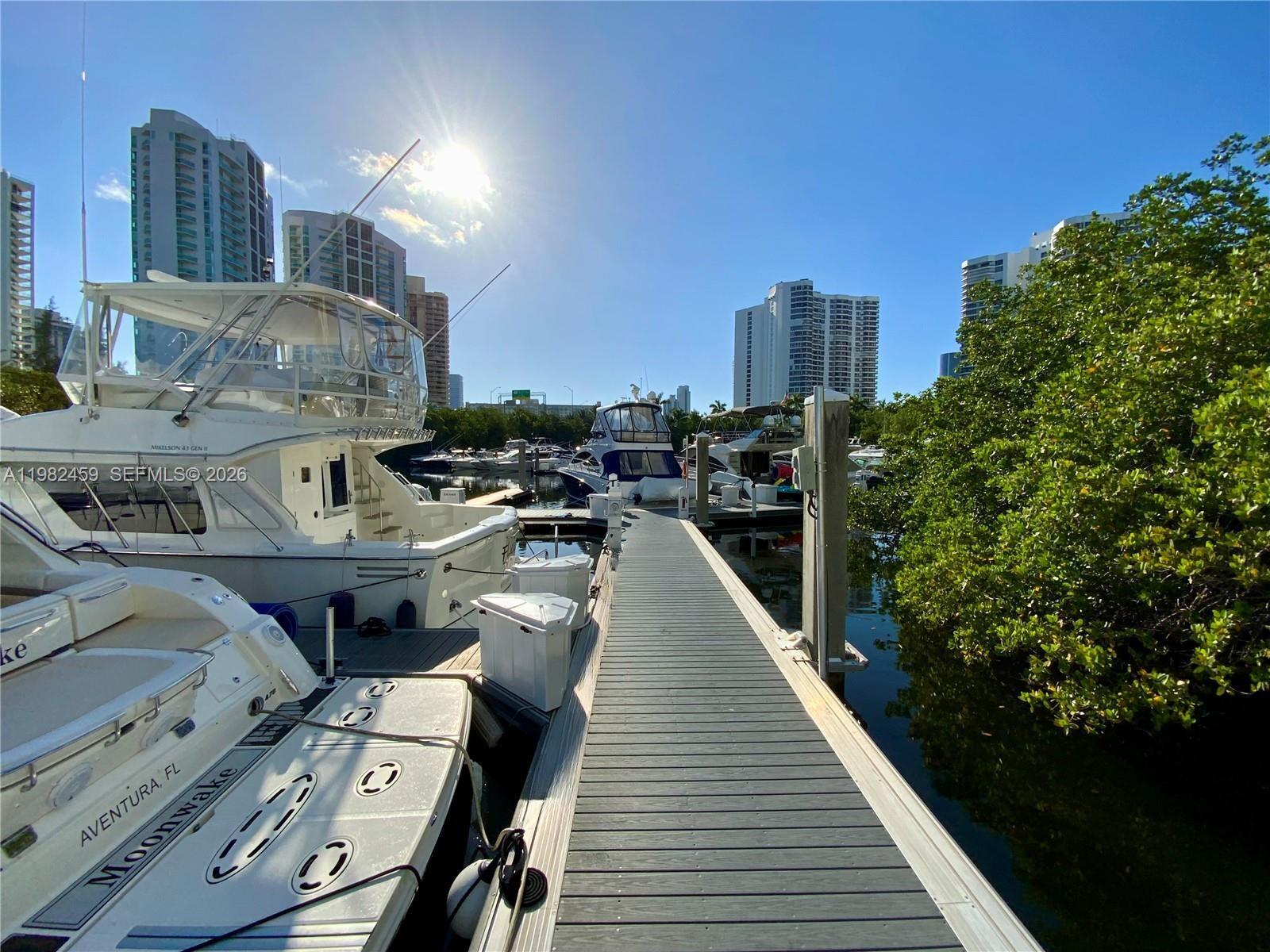 3530 Mystic Pointe Dr #1714, Aventura FL 33180