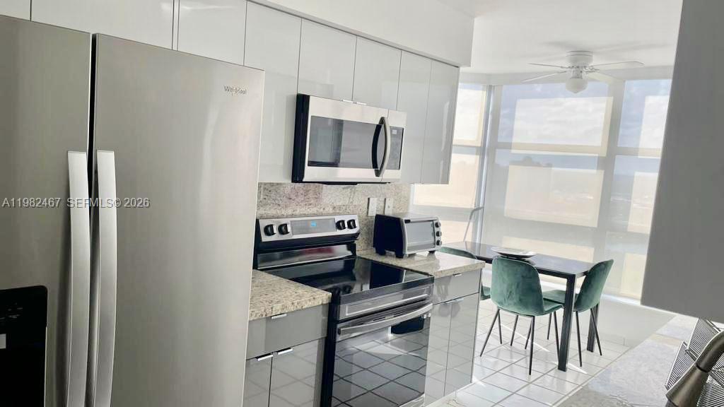 3500 Mystic Pointe Dr #3103, Aventura FL 33180