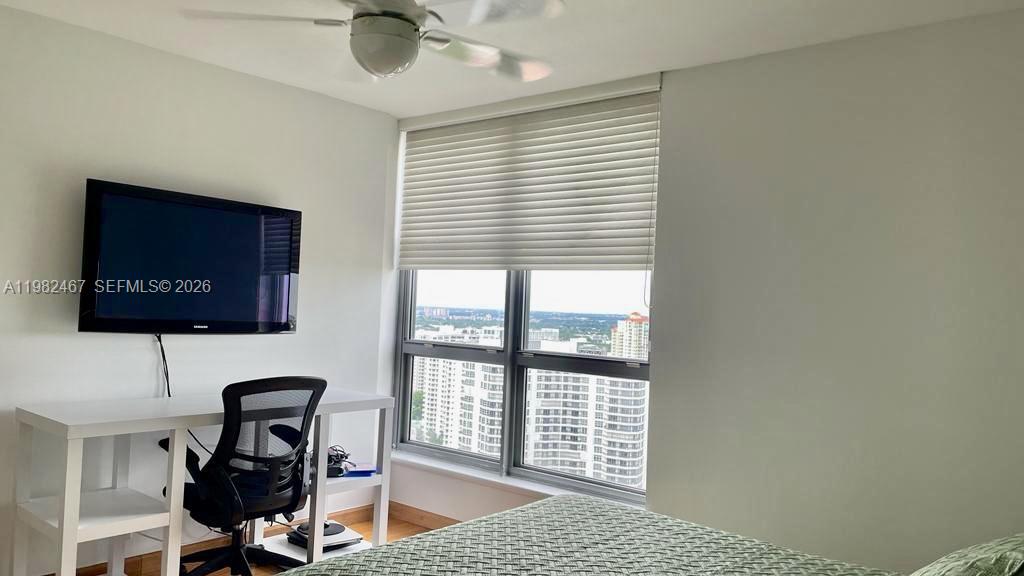 3500 Mystic Pointe Dr #3103, Aventura FL 33180
