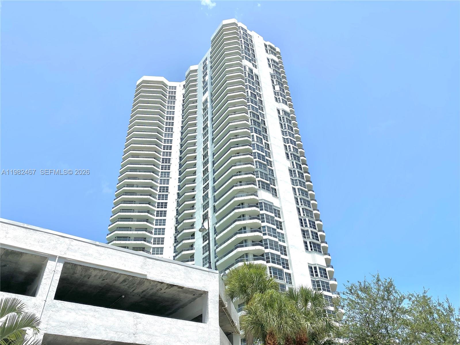 3500 Mystic Pointe Dr #3103, Aventura FL 33180