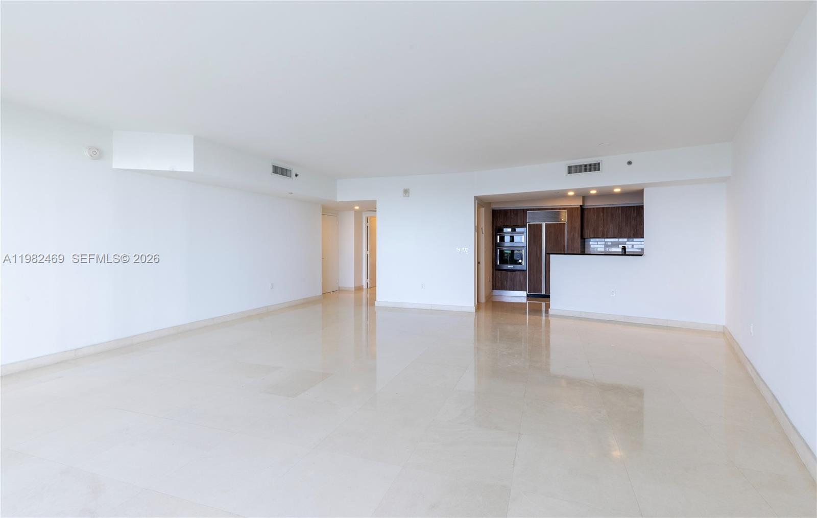 400 Alton Rd #1102, Miami Beach FL 33139