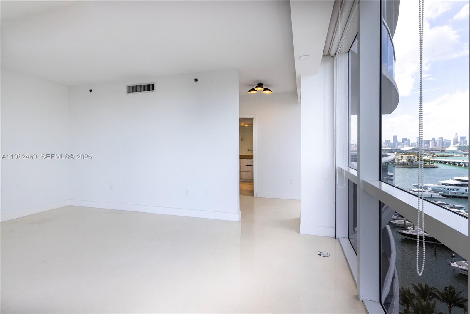 400 Alton Rd #1102, Miami Beach FL 33139