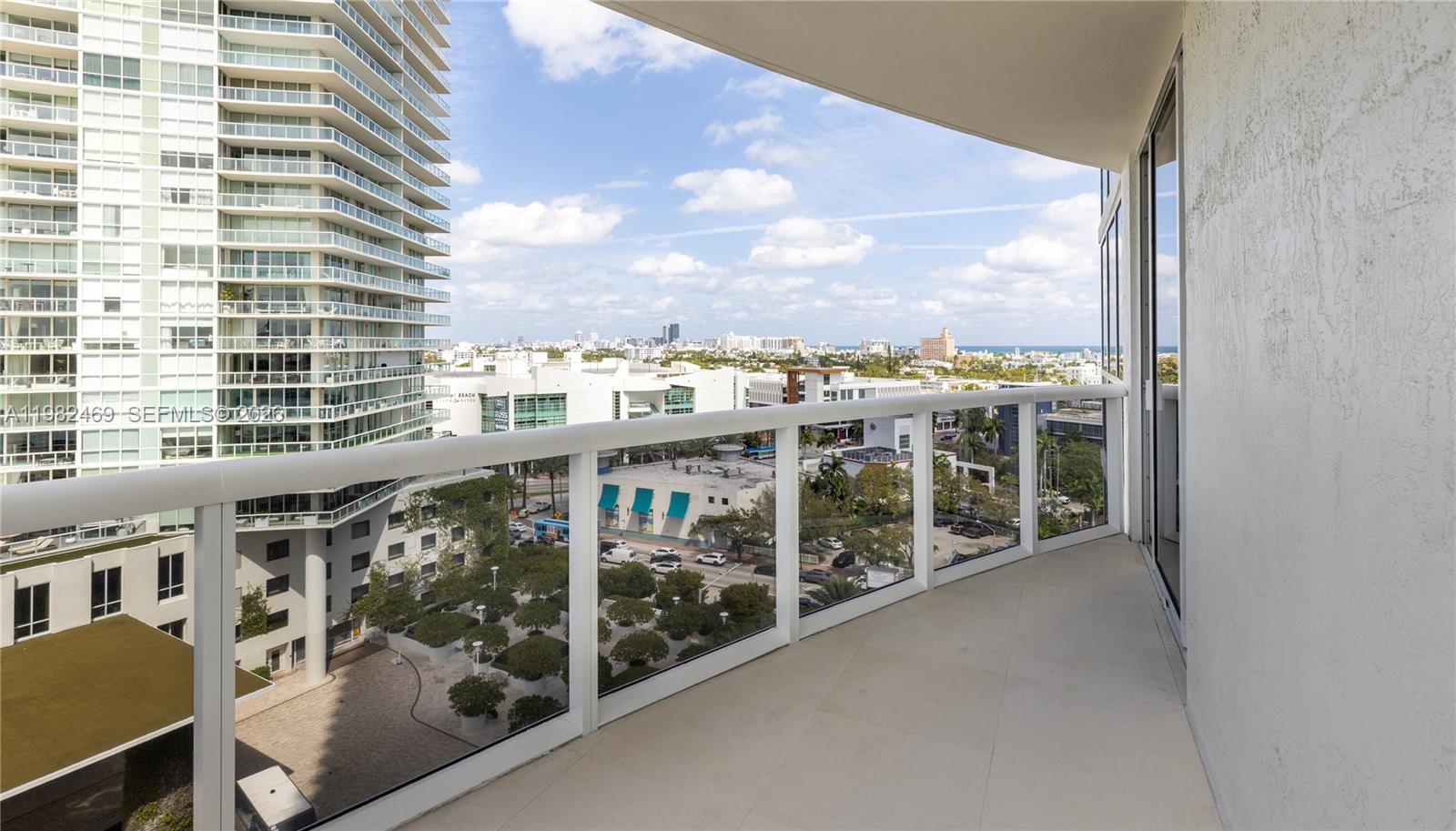 400 Alton Rd #1102, Miami Beach FL 33139