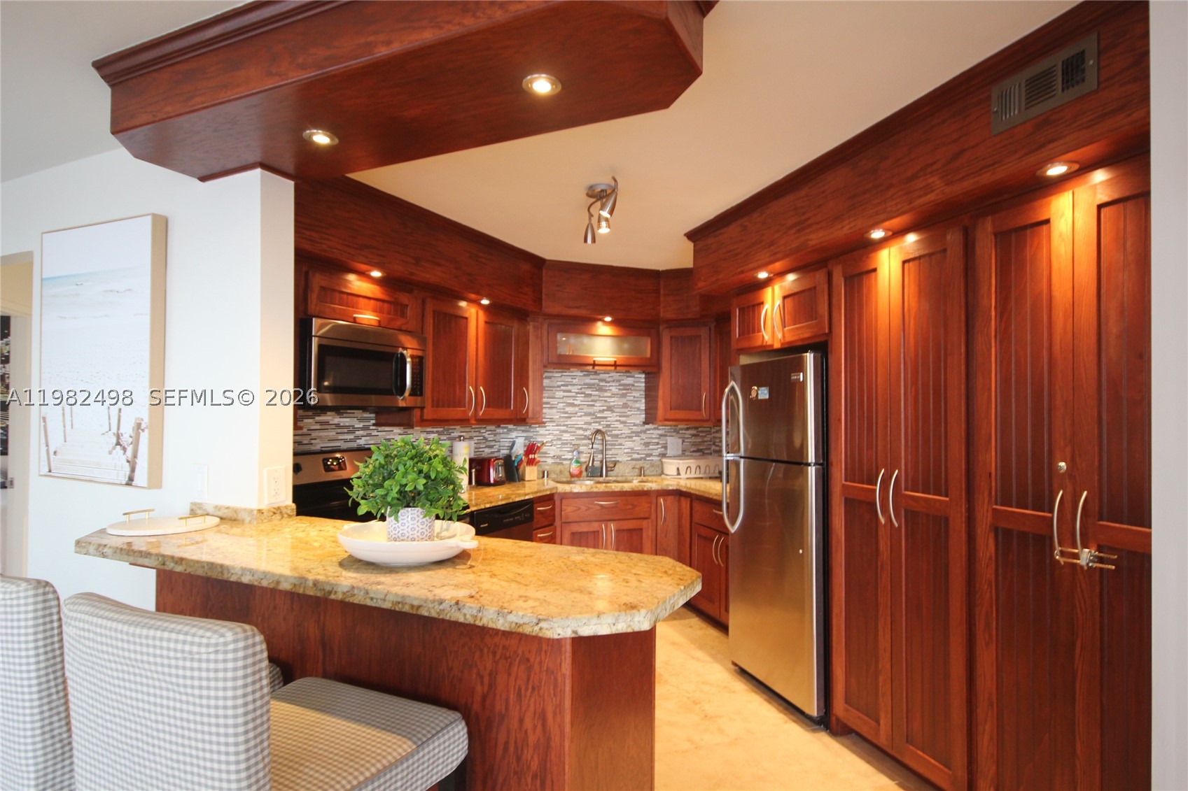 5161 COLLINS AV #1004, Miami Beach FL 33140