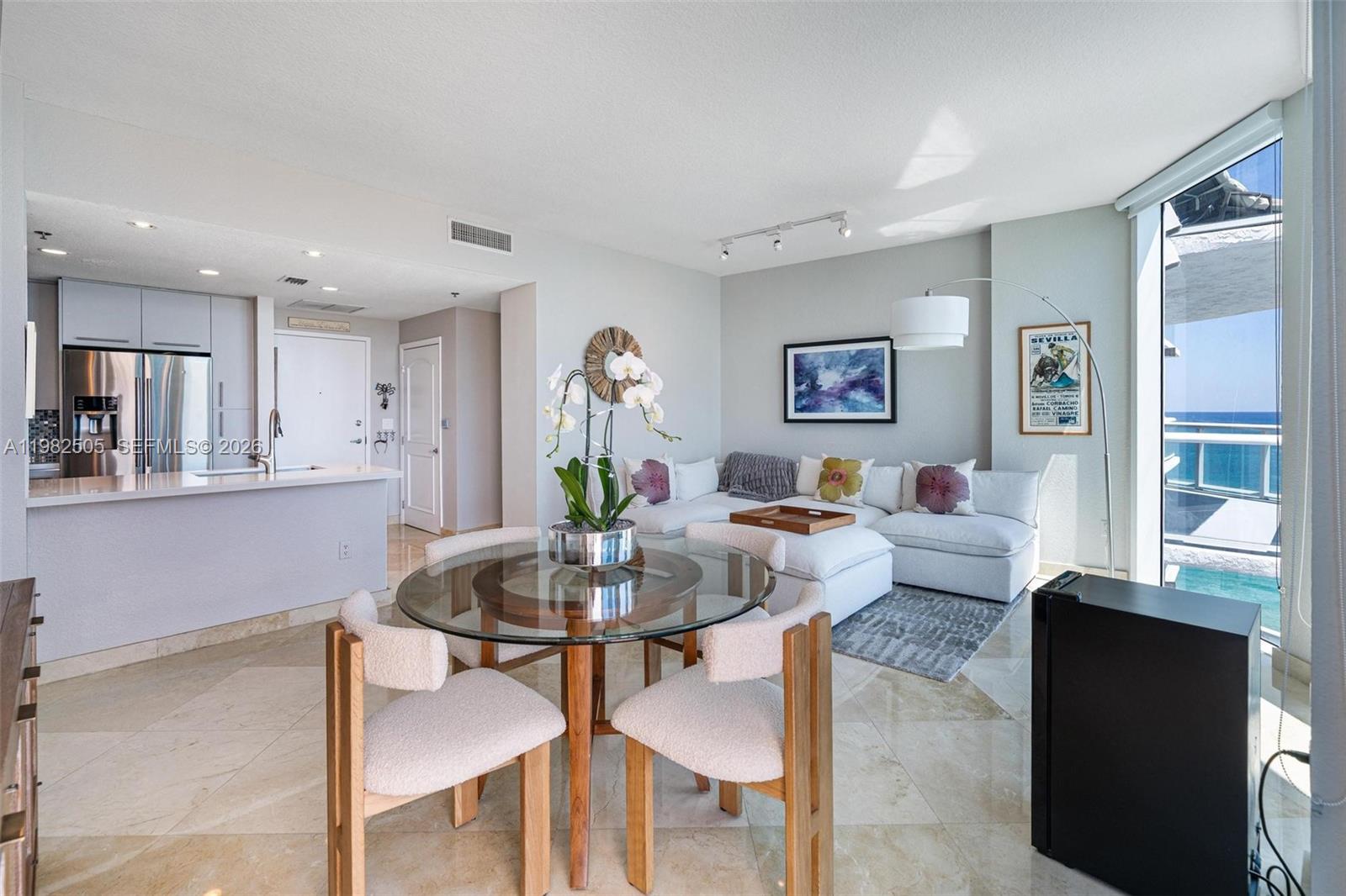 6515 Collins Ave #1507, Miami Beach FL 33141