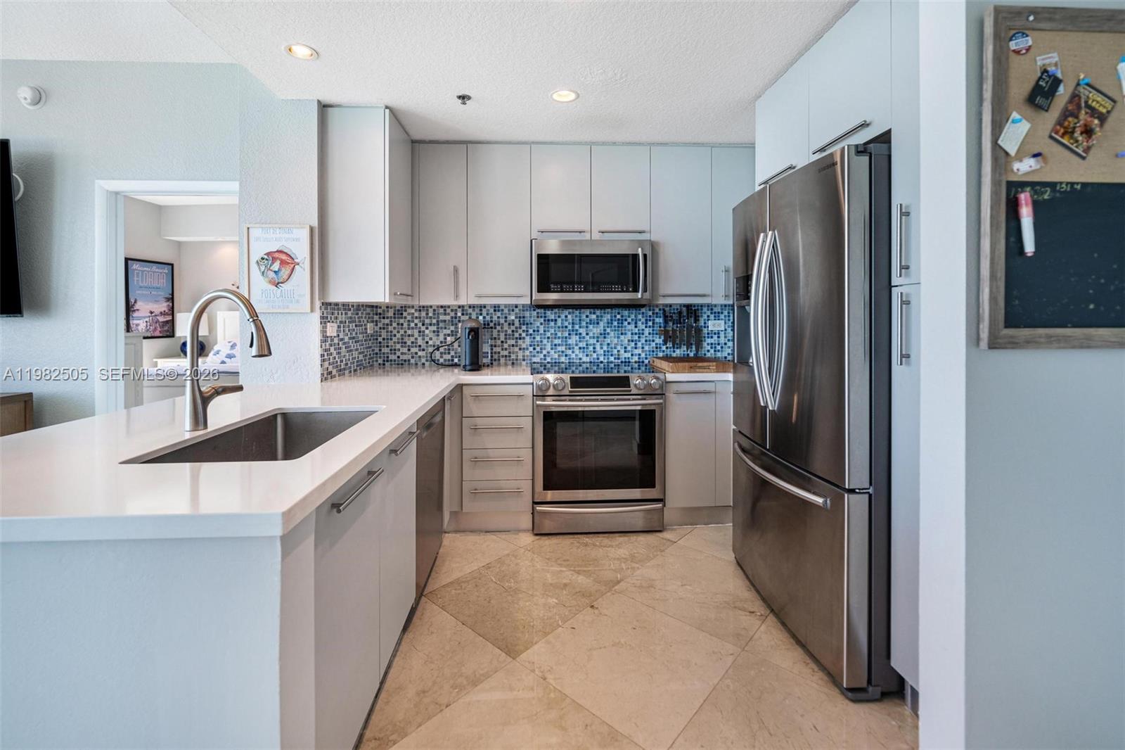 6515 Collins Ave #1507, Miami Beach FL 33141