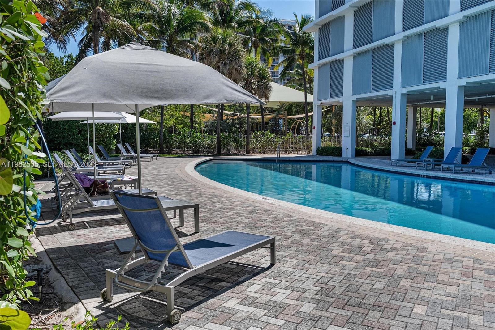 6515 Collins Ave #1507, Miami Beach FL 33141