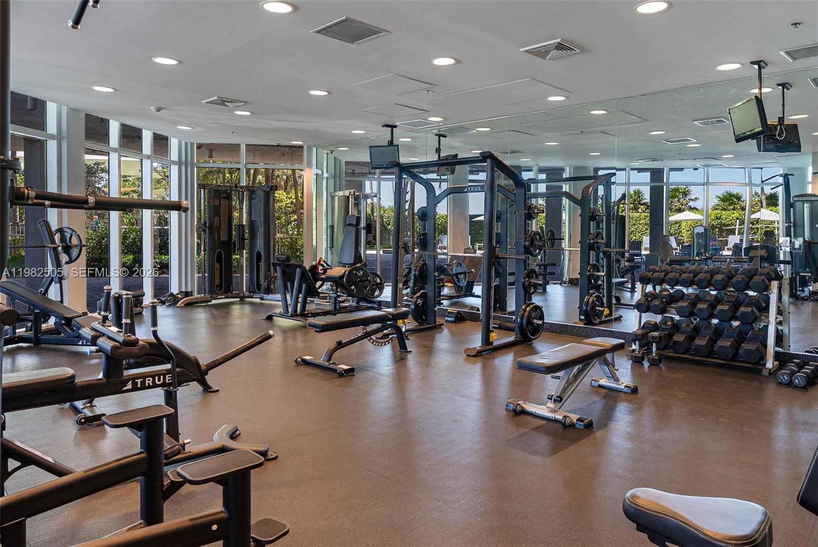 6515 Collins Ave #1507, Miami Beach FL 33141