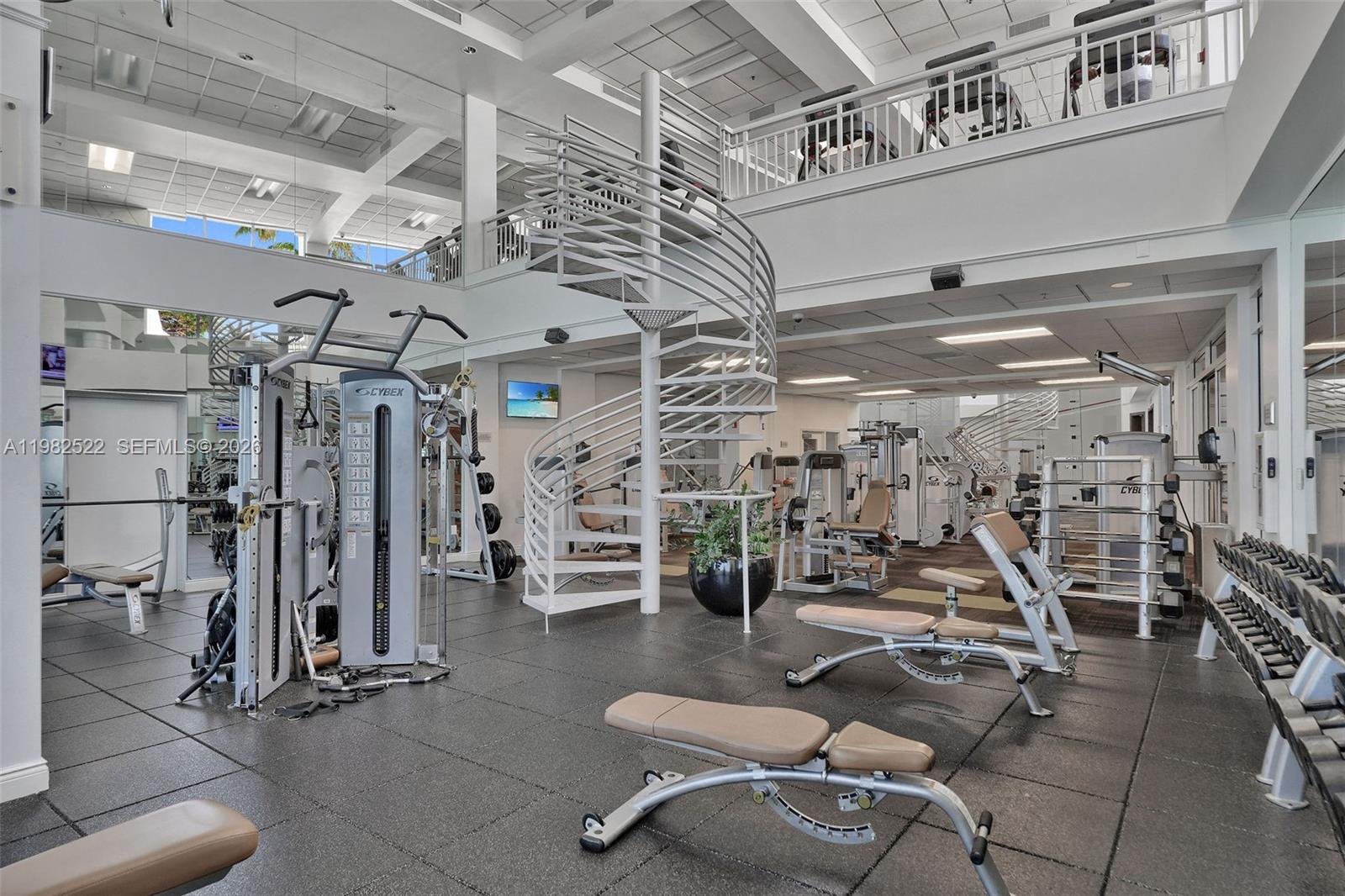 808 Brickell Key Dr #3702, Miami FL 33131