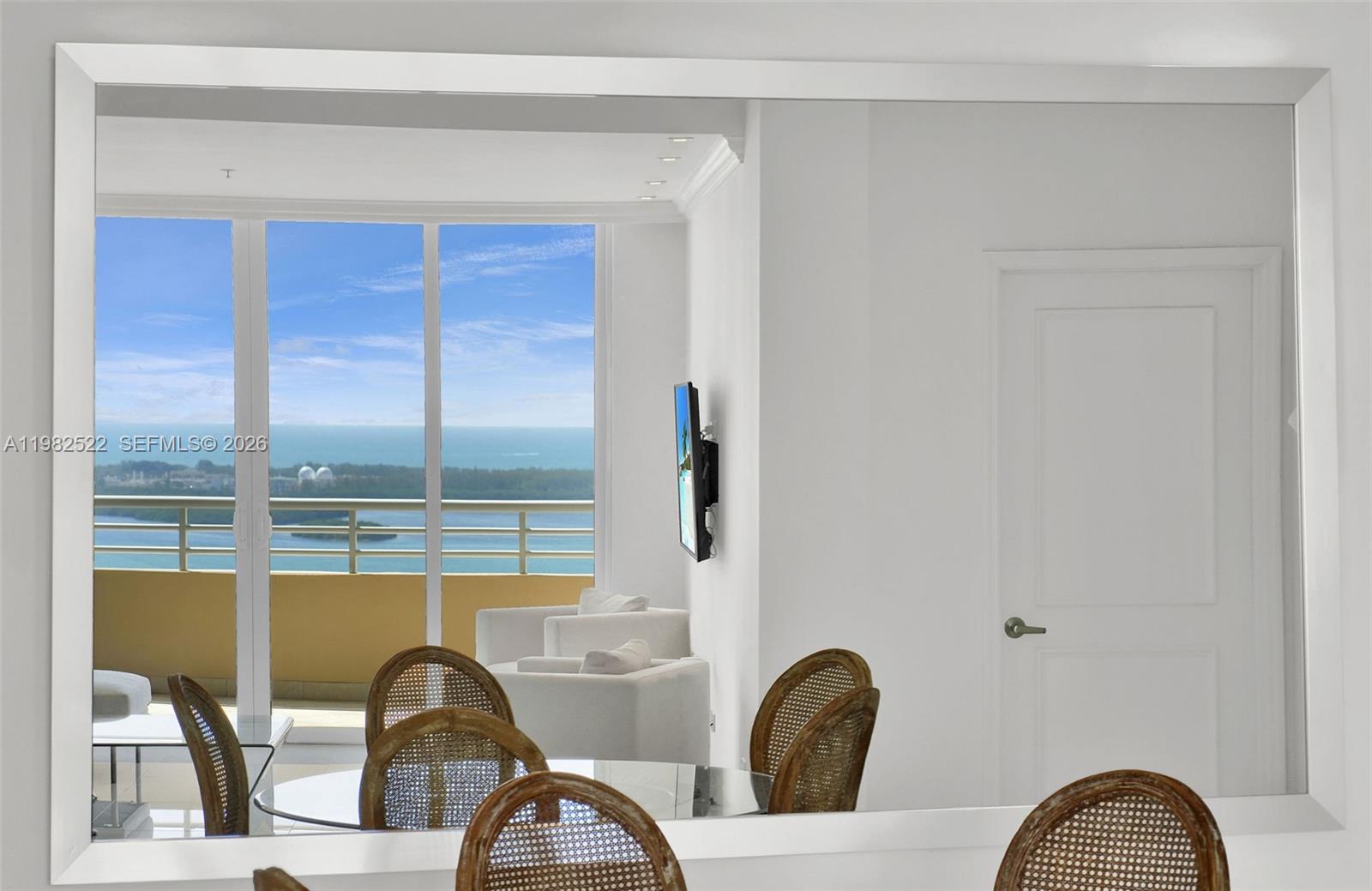 808 Brickell Key Dr #3702, Miami FL 33131