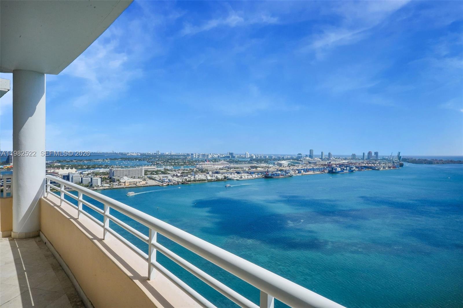 808 Brickell Key Dr #3702, Miami FL 33131