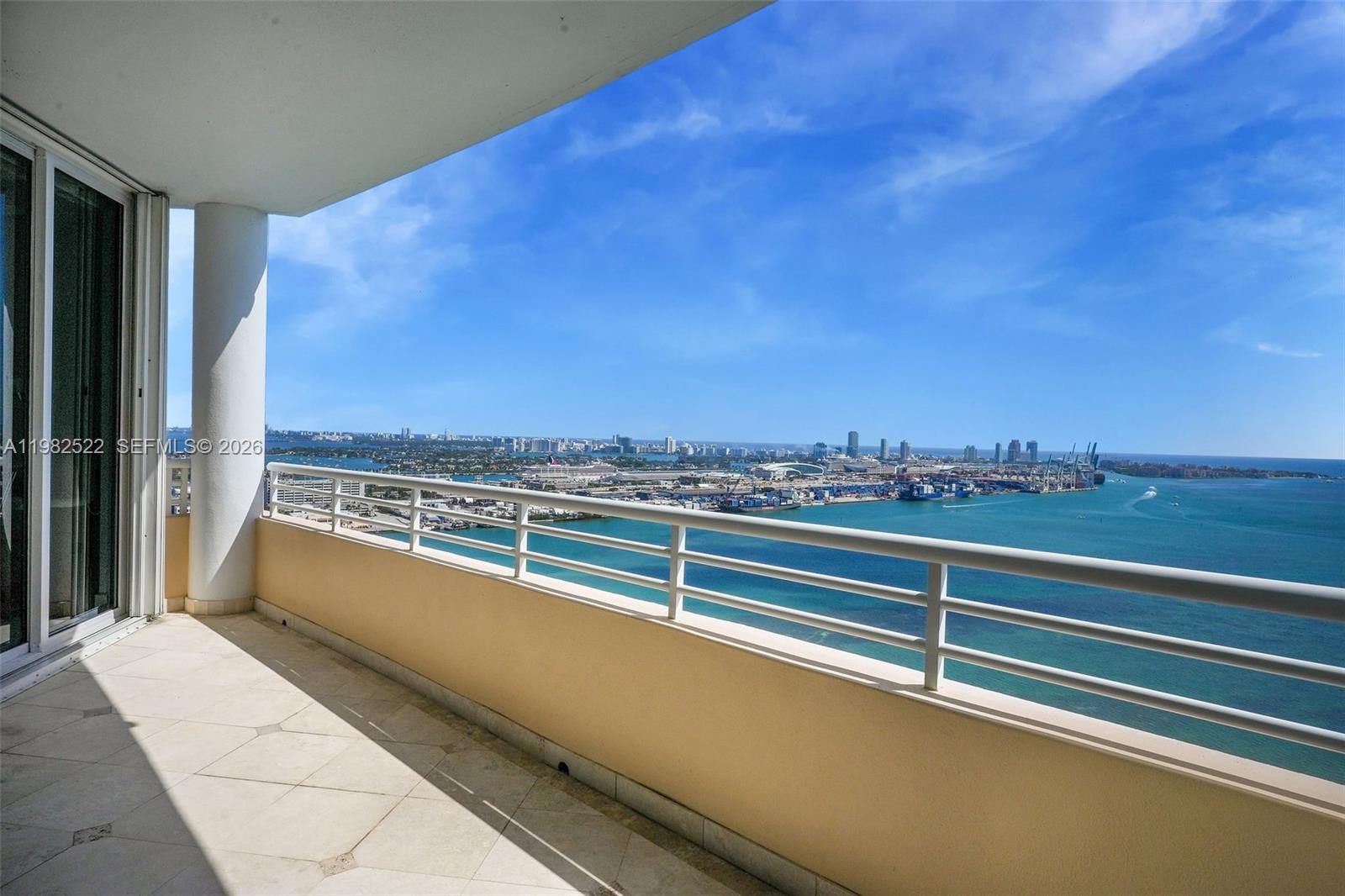 808 Brickell Key Dr #3702, Miami FL 33131