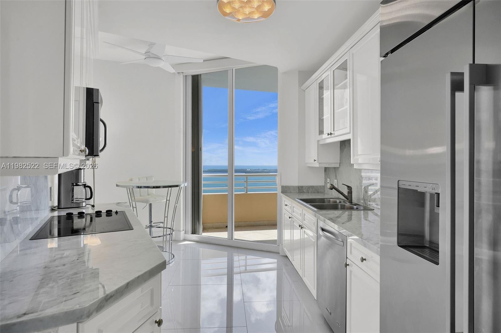 808 Brickell Key Dr #3702, Miami FL 33131