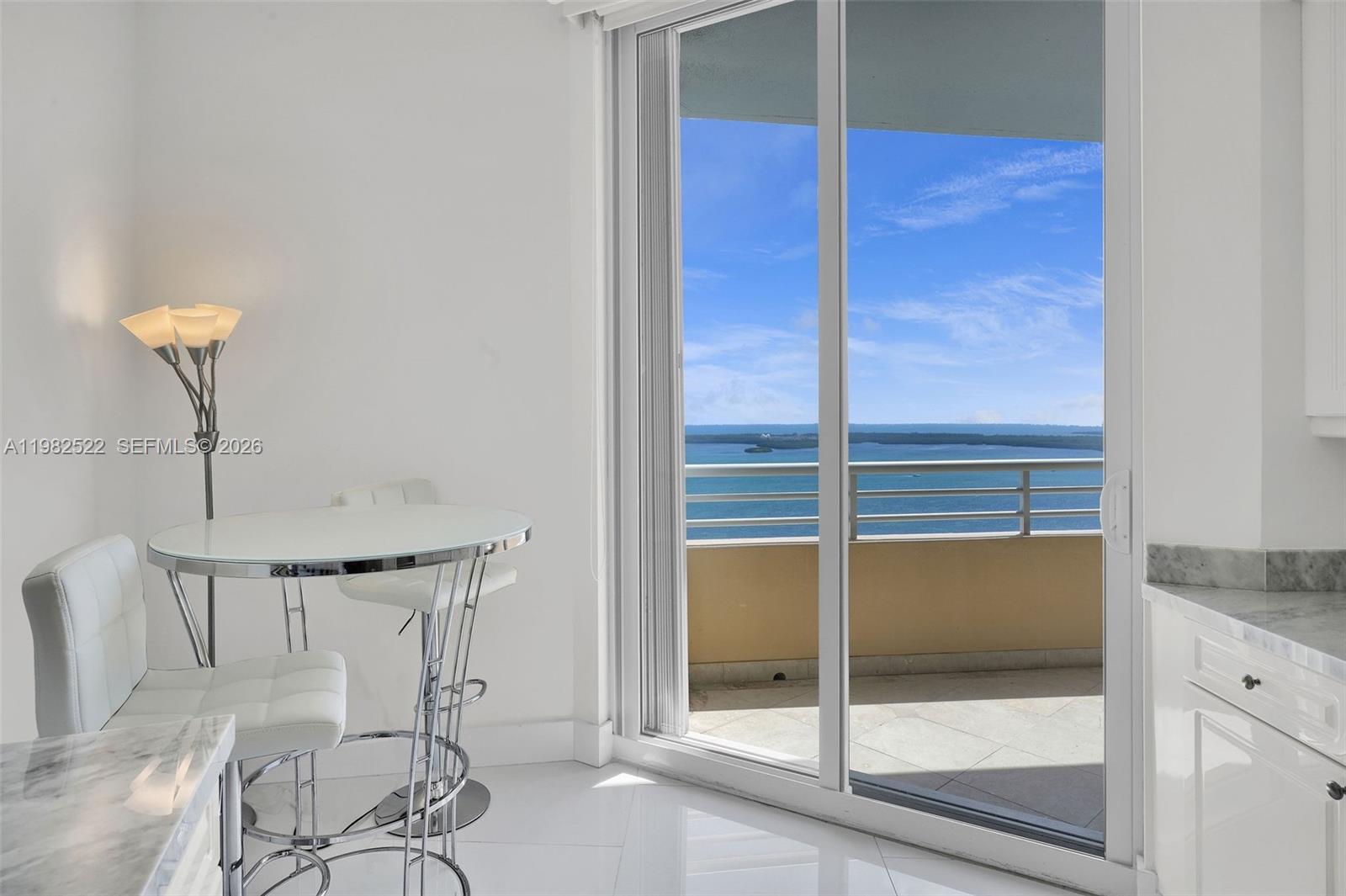 808 Brickell Key Dr #3702, Miami FL 33131