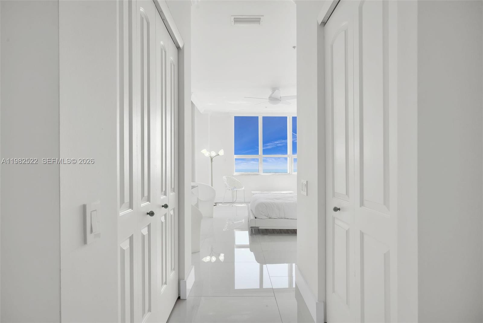 808 Brickell Key Dr #3702, Miami FL 33131