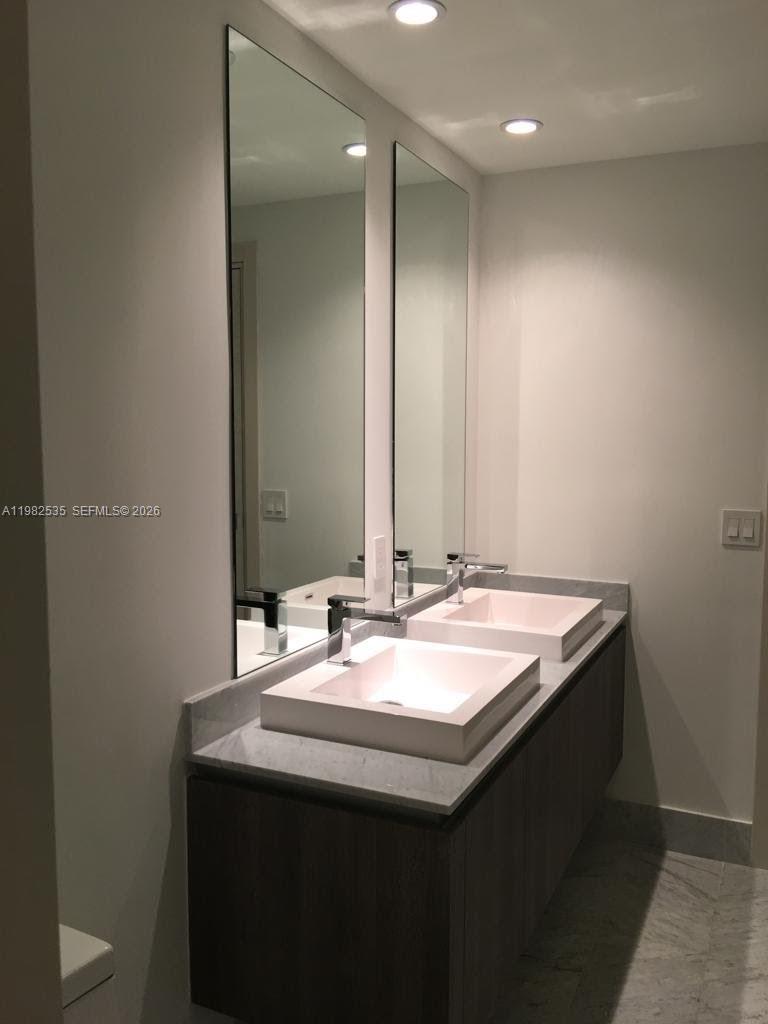 801 S Miami Ave #1903, Miami FL 33130