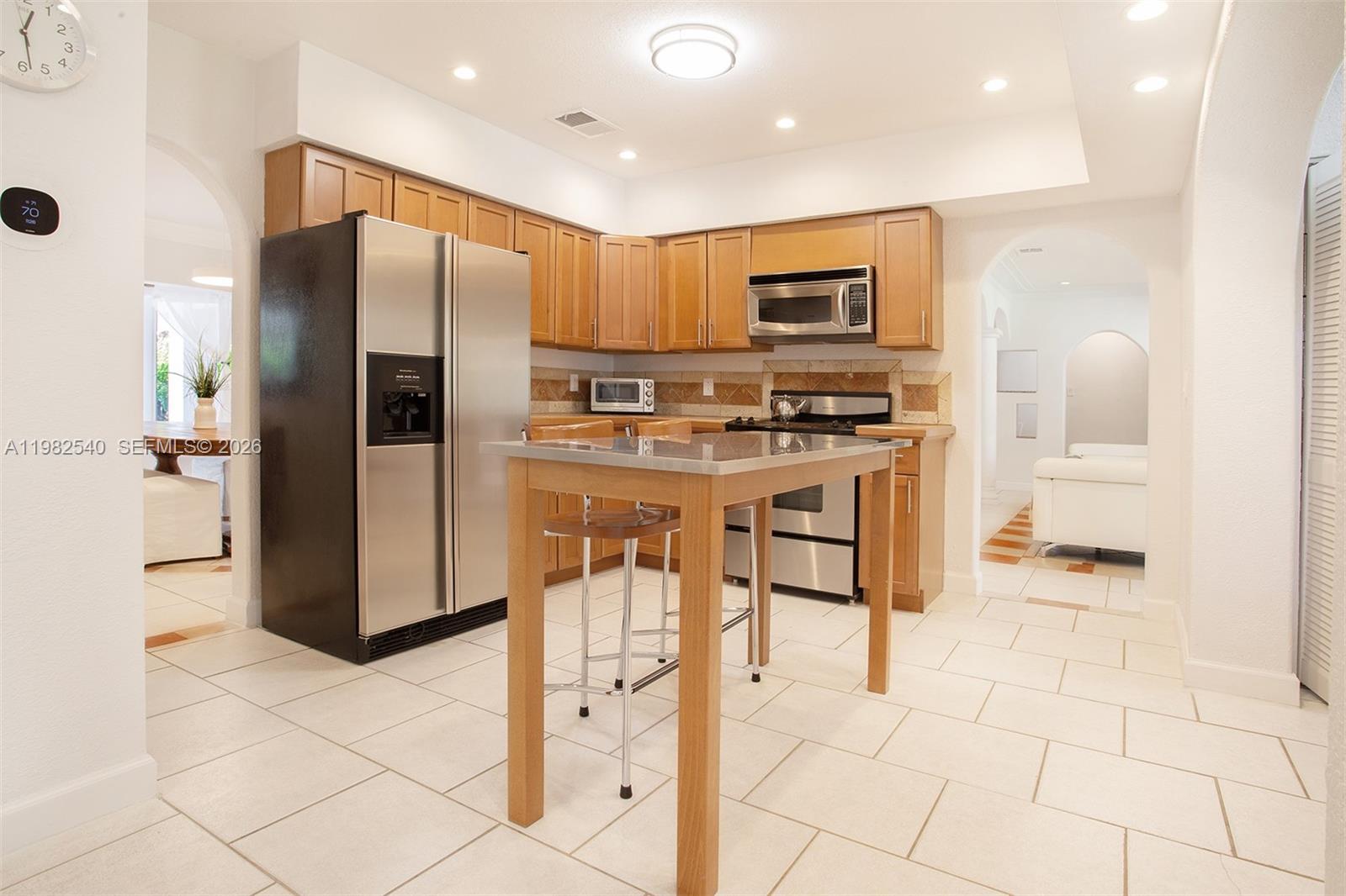 100 SW 26th Rd, Miami FL 33129