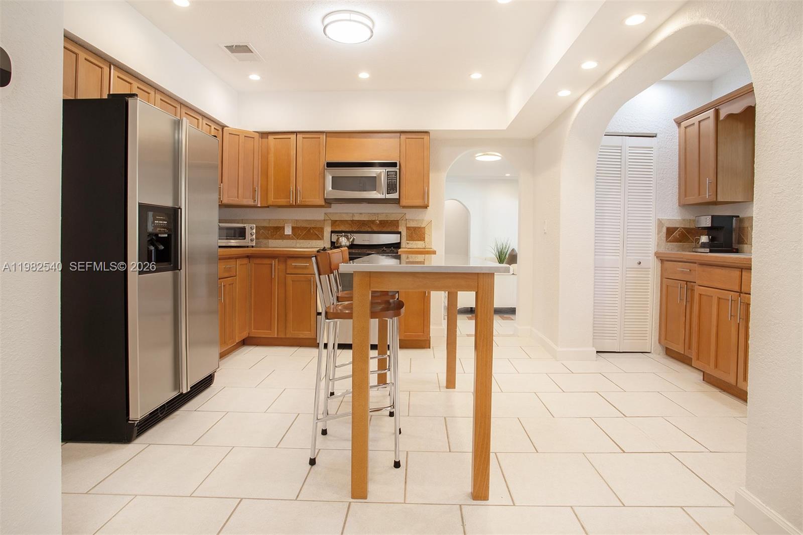 100 SW 26th Rd, Miami FL 33129