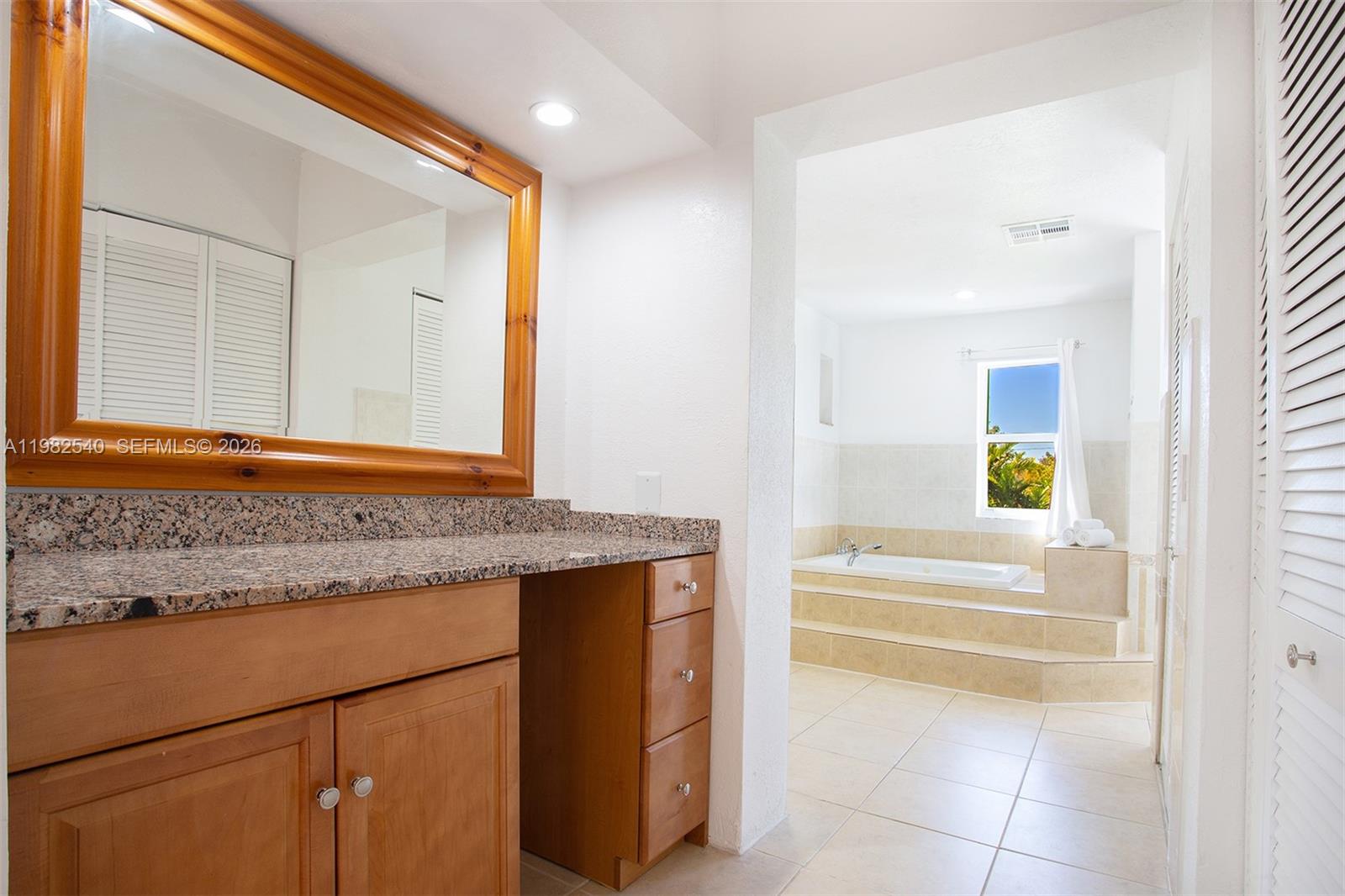 100 SW 26th Rd, Miami FL 33129