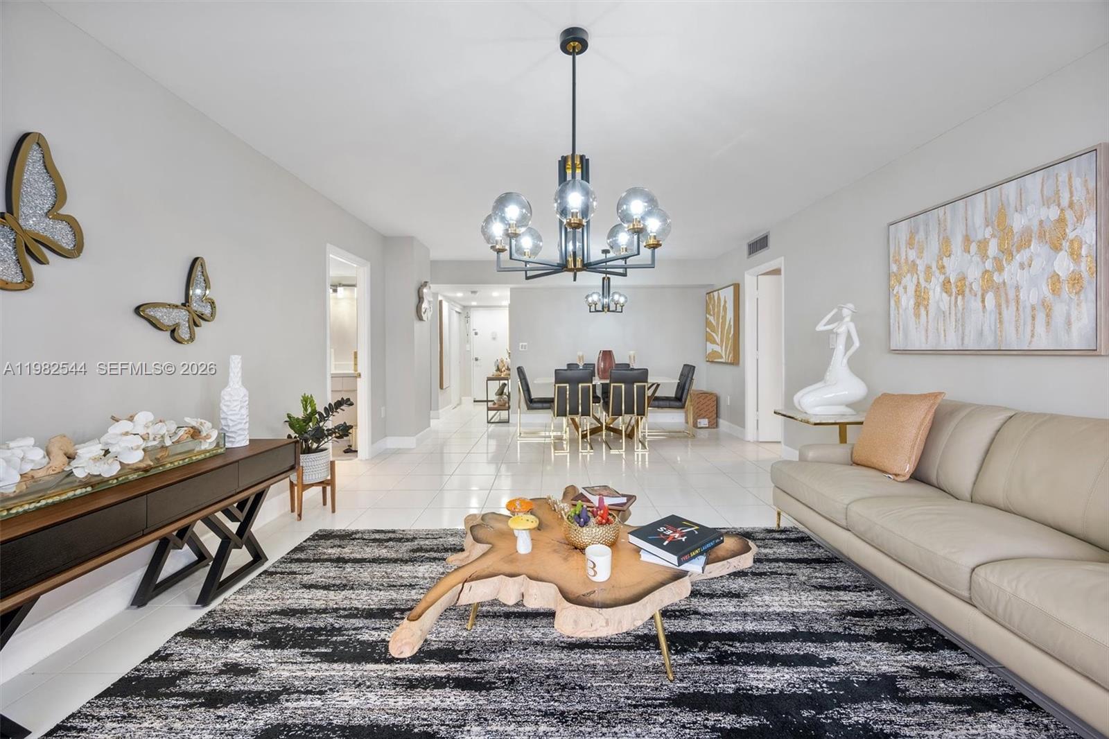 3731 N Country Club Dr #521, Aventura FL 33180