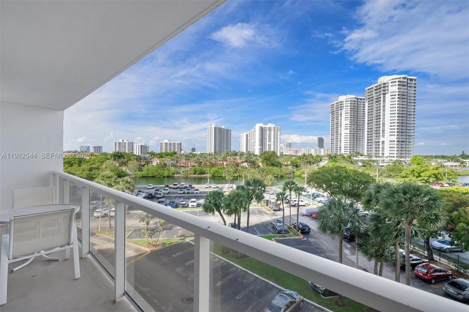3731 N Country Club Dr #521, Aventura FL 33180