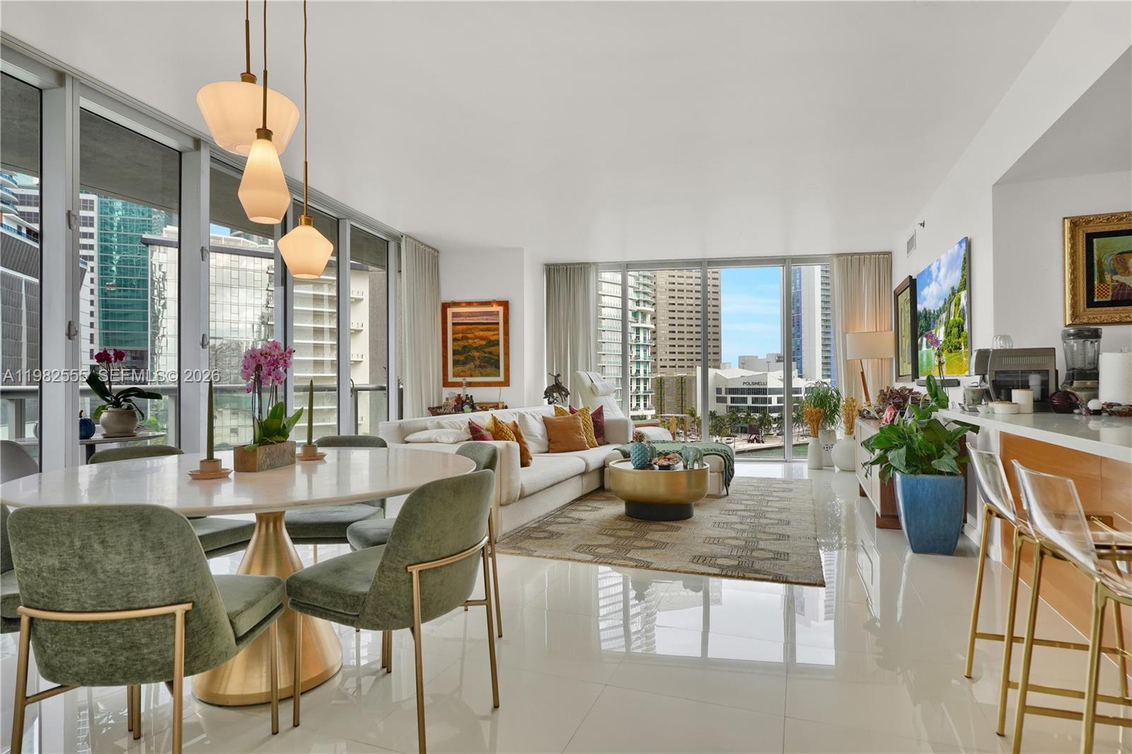 465 Brickell Ave #702, Miami FL 33131