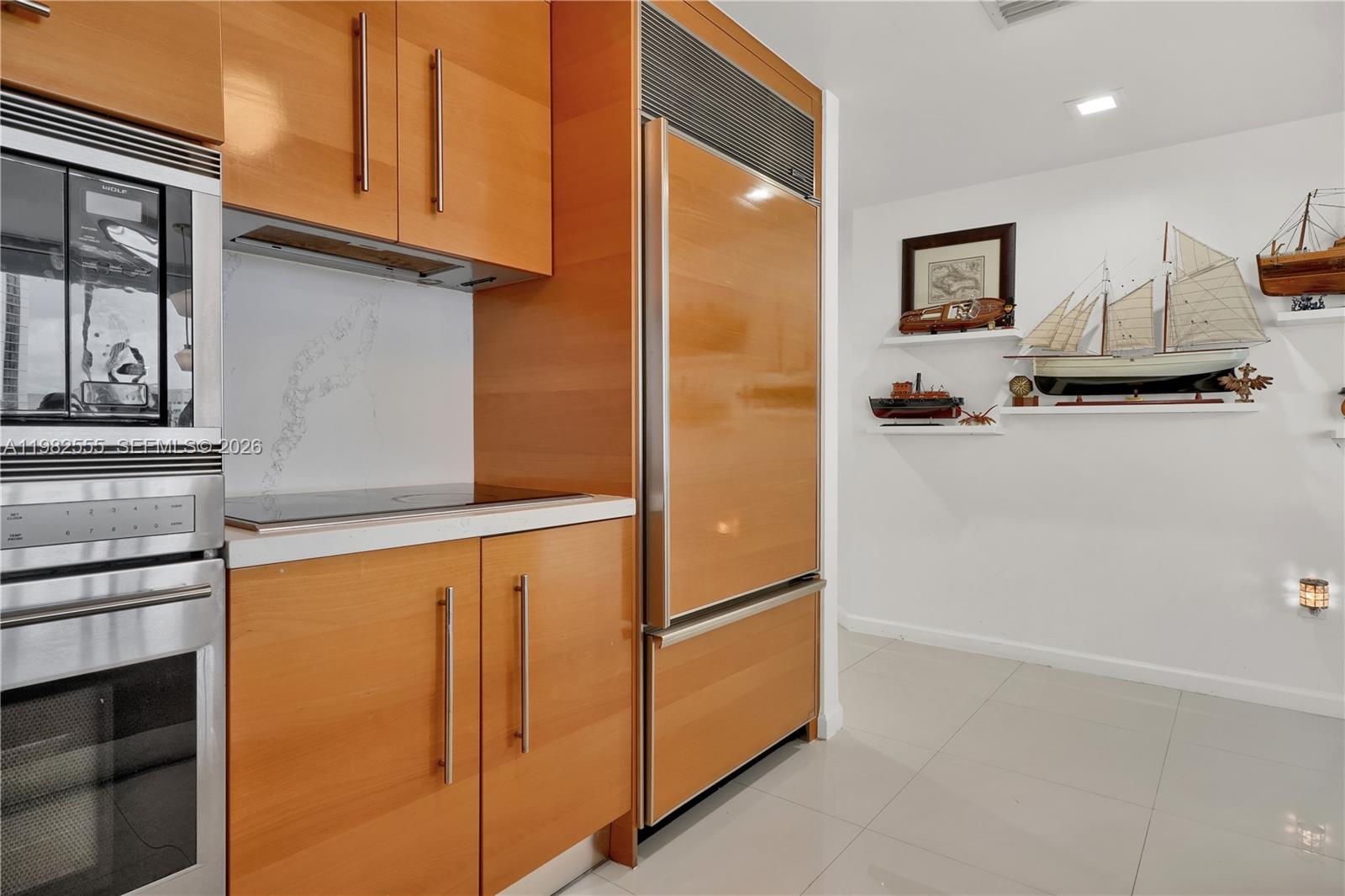 465 Brickell Ave #702, Miami FL 33131