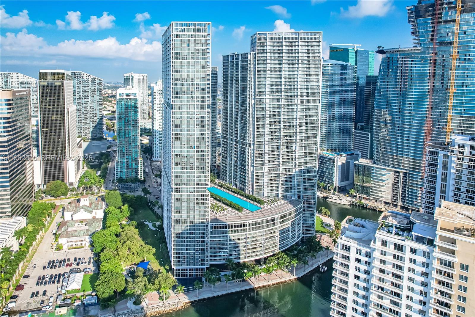 465 Brickell Ave #702, Miami FL 33131