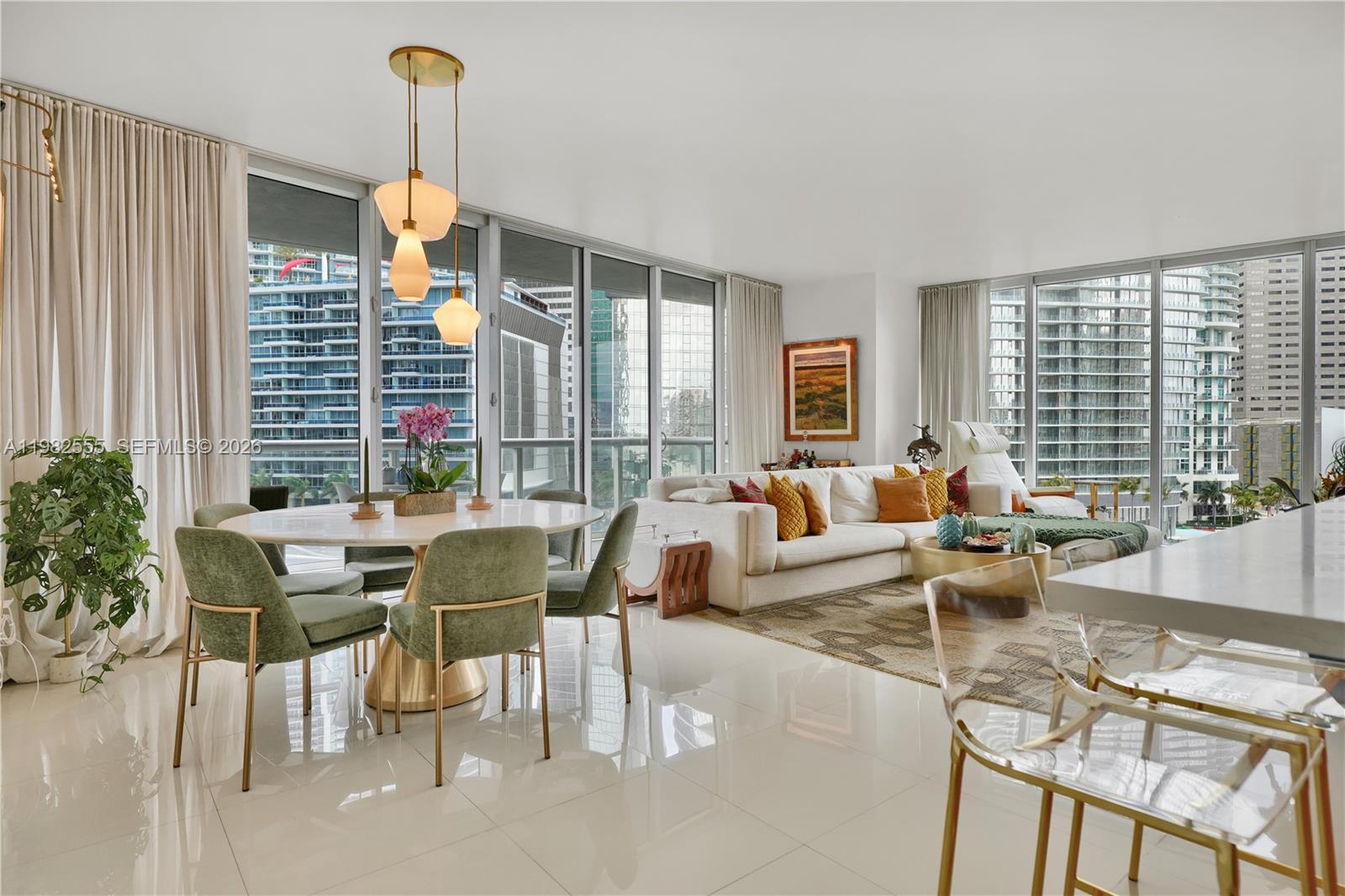 465 Brickell Ave #702, Miami FL 33131