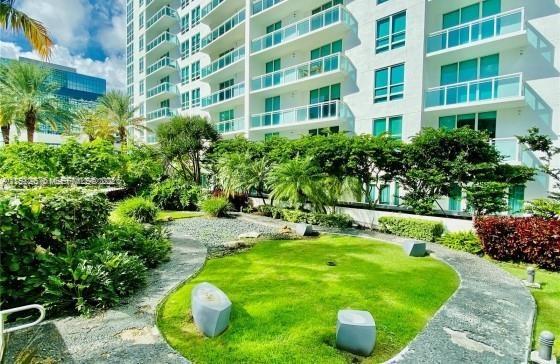 950 Brickell Bay Dr #2001, Miami FL 33131