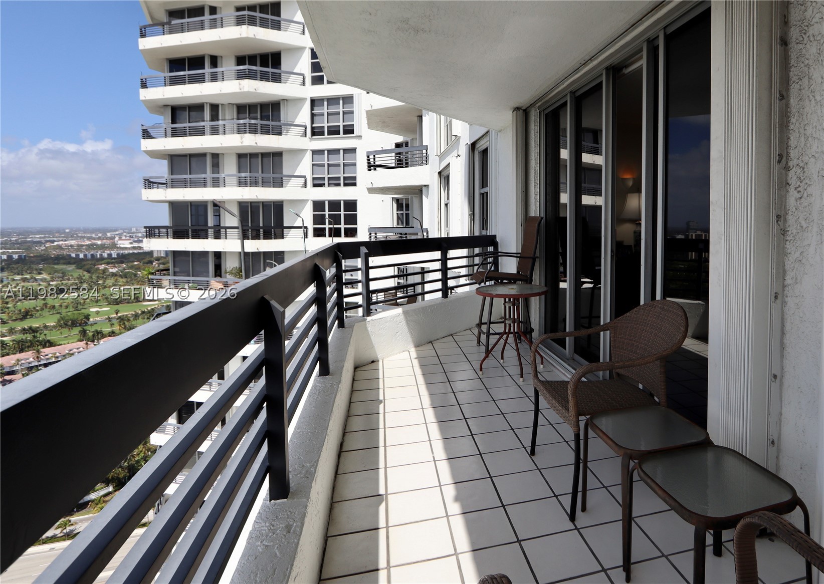 3500 Mystic Pointe Dr #3701, Aventura FL 33180