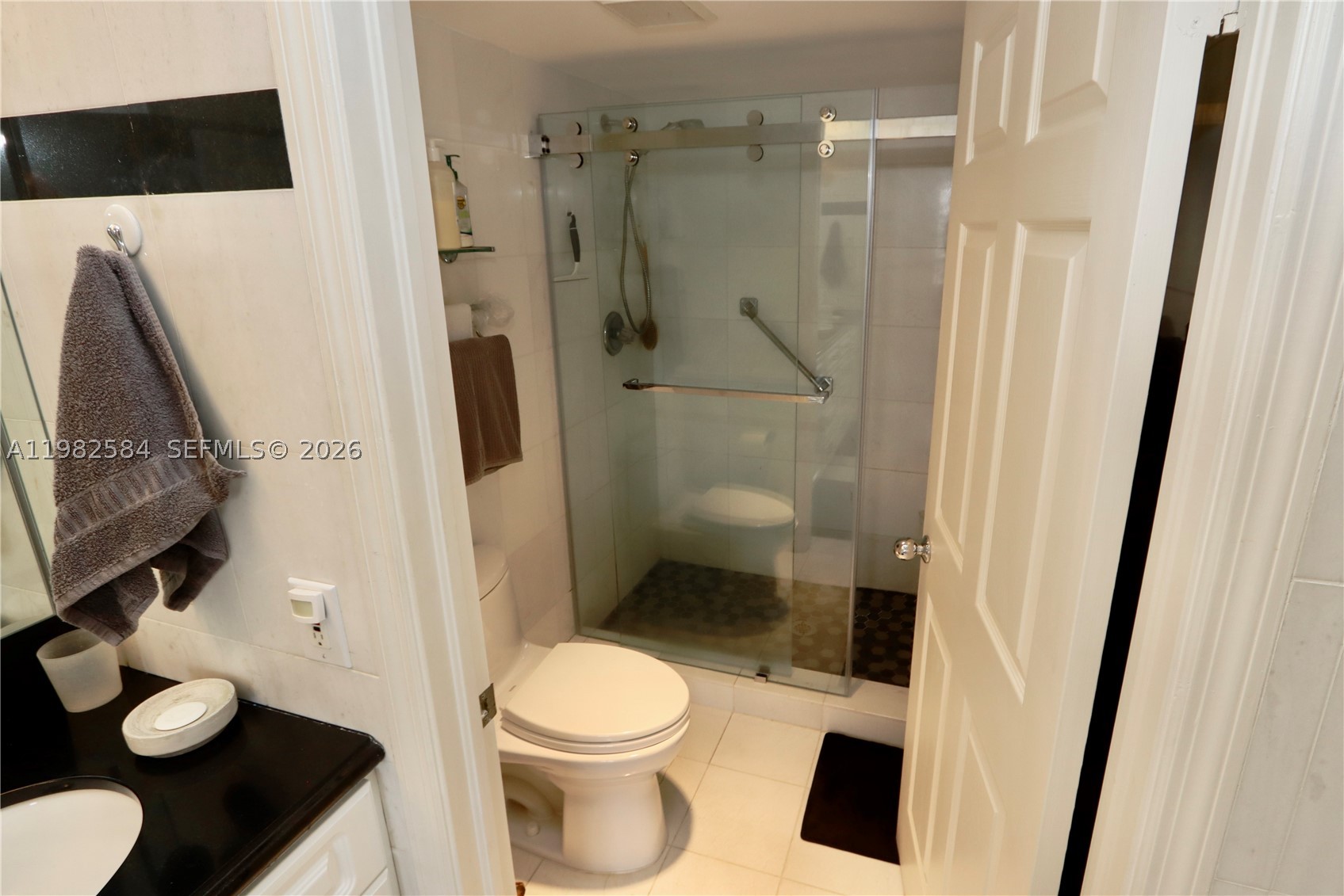 3500 Mystic Pointe Dr #3701, Aventura FL 33180