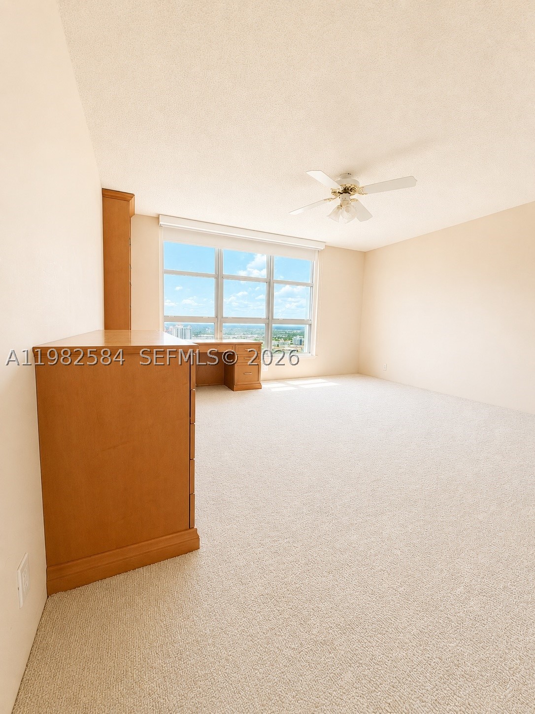 3500 Mystic Pointe Dr #3701, Aventura FL 33180