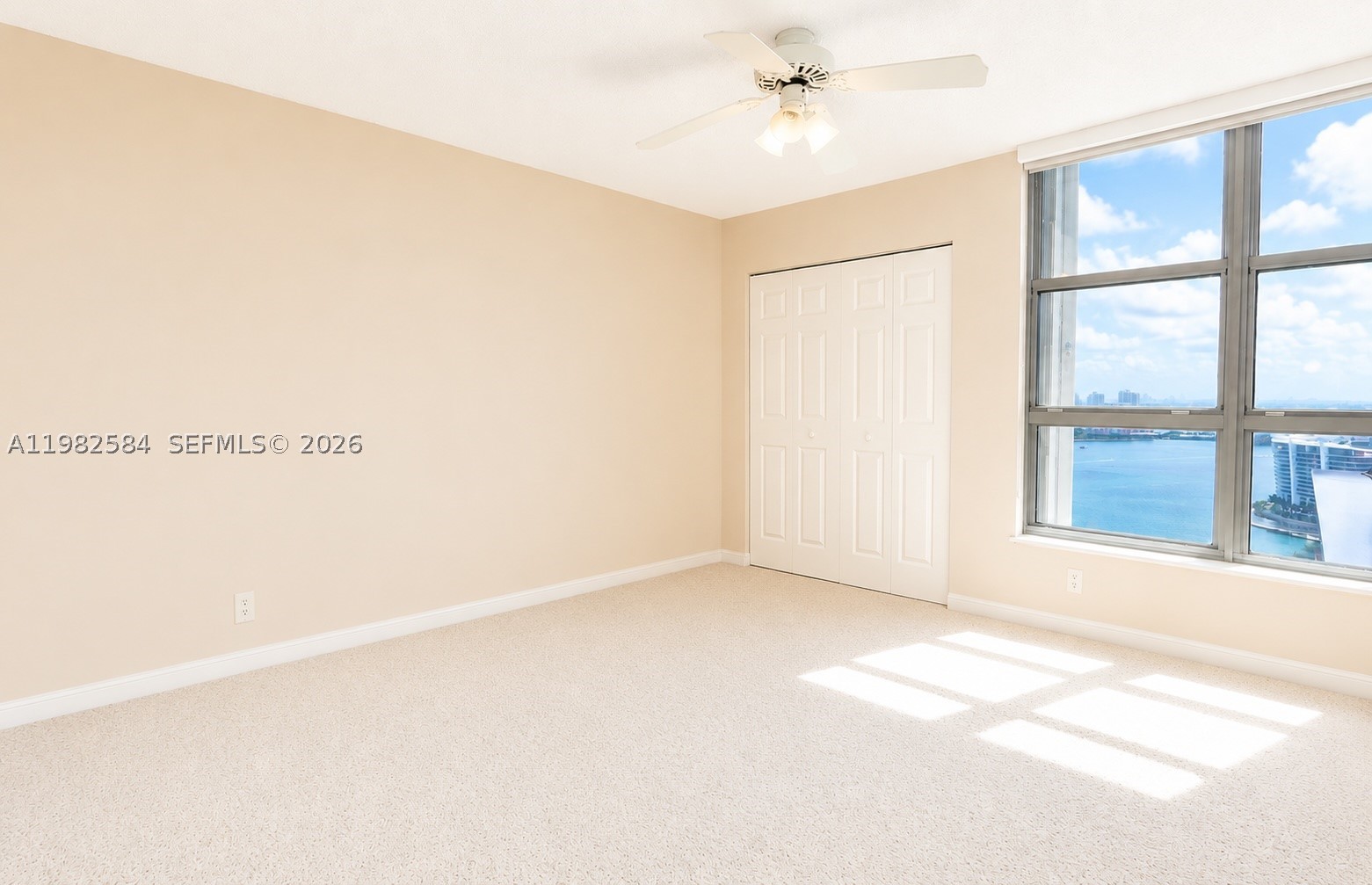 3500 Mystic Pointe Dr #3701, Aventura FL 33180