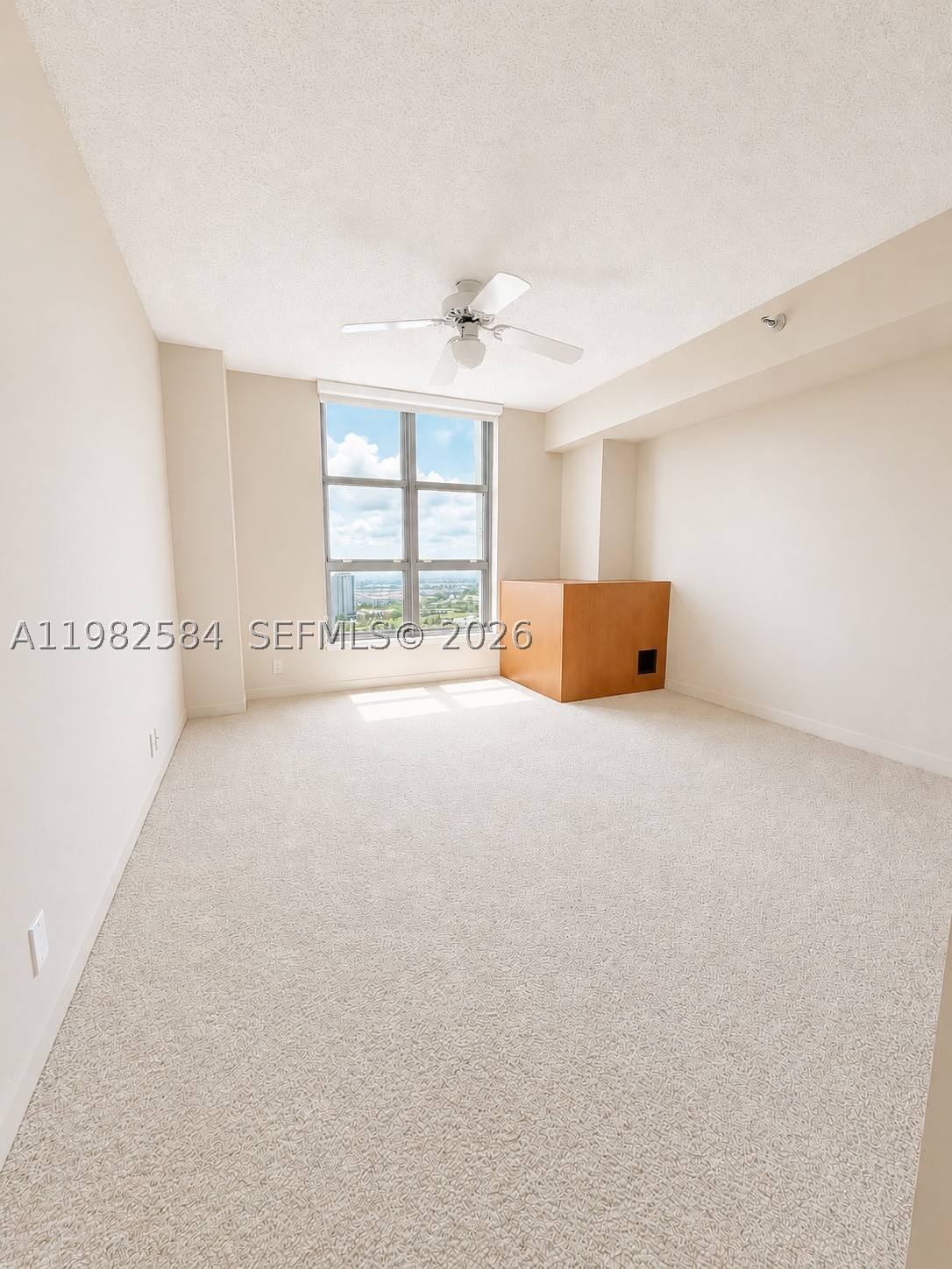 3500 Mystic Pointe Dr #3701, Aventura FL 33180
