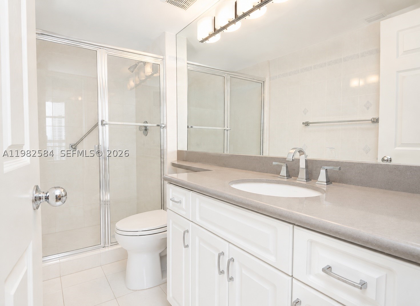 3500 Mystic Pointe Dr #3701, Aventura FL 33180