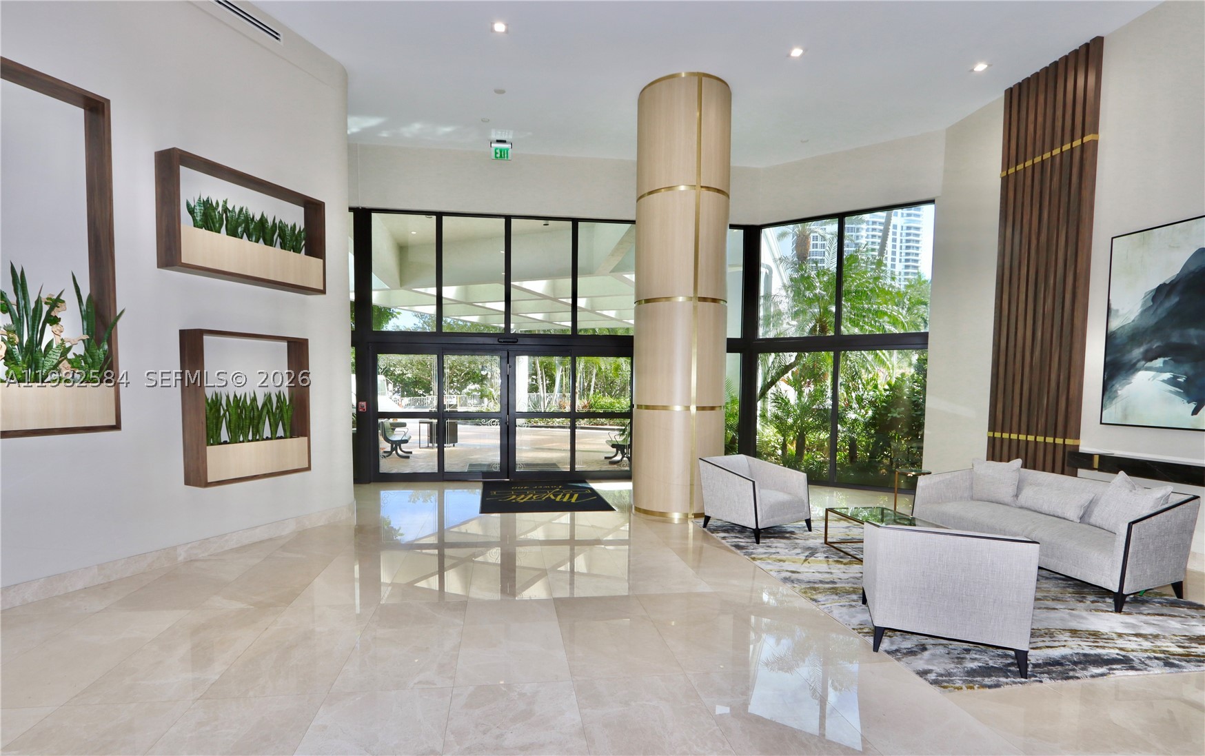 3500 Mystic Pointe Dr #3701, Aventura FL 33180