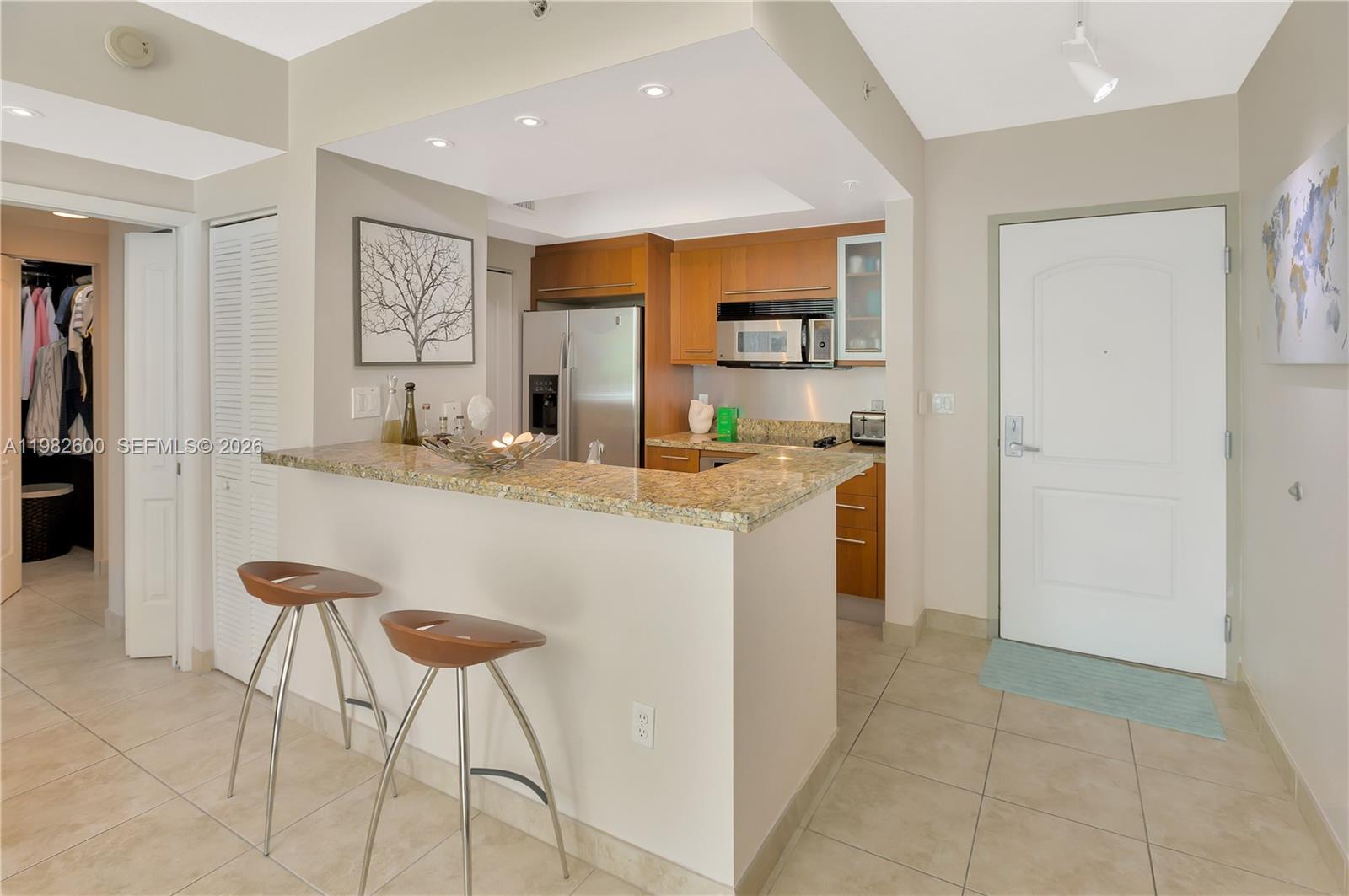 110 Washington Ave #2414, Miami Beach FL 33139