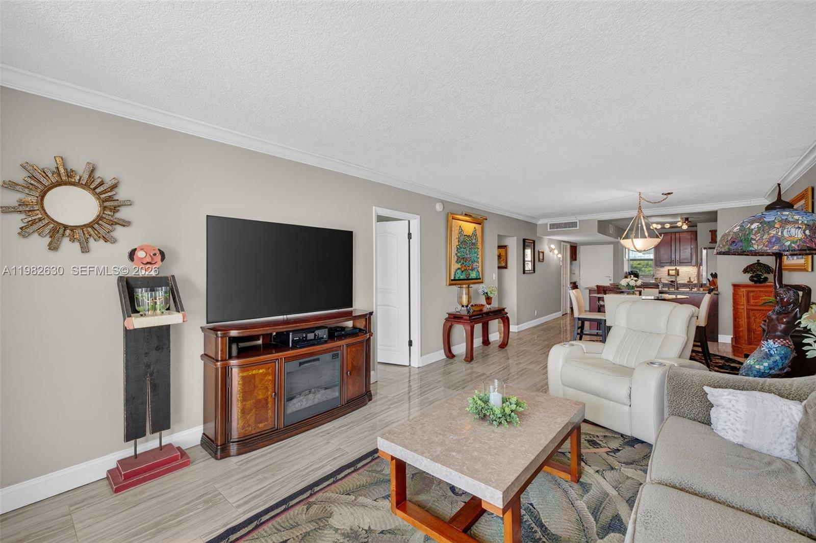 121 Golden Isles Dr #205, Hallandale Beach FL 33009