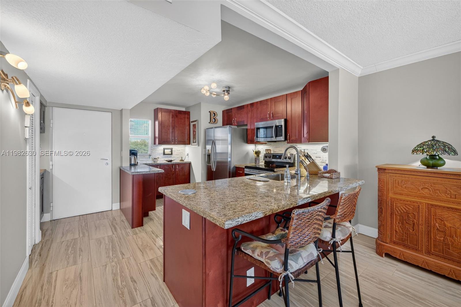 121 Golden Isles Dr #205, Hallandale Beach FL 33009