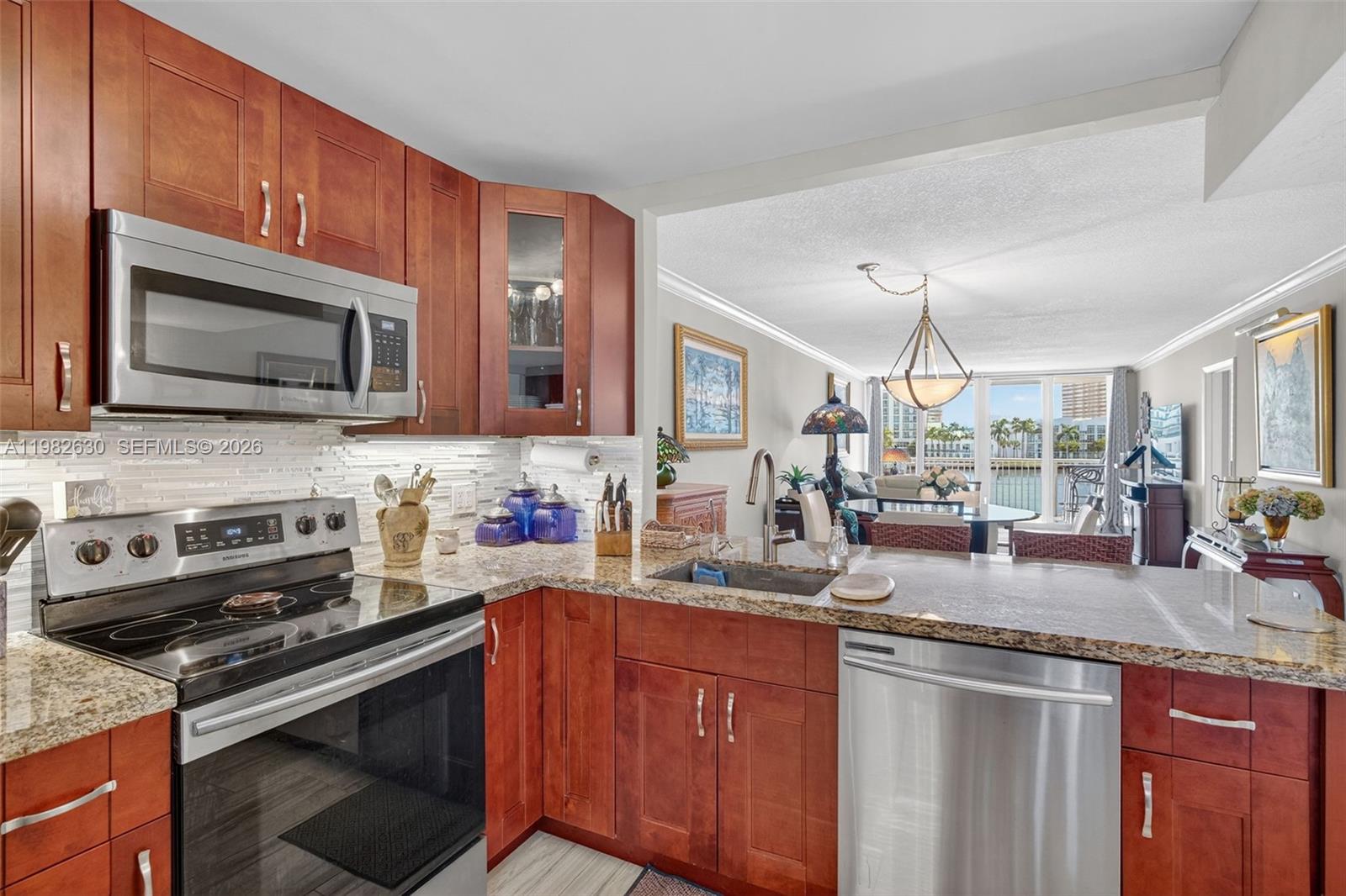121 Golden Isles Dr #205, Hallandale Beach FL 33009