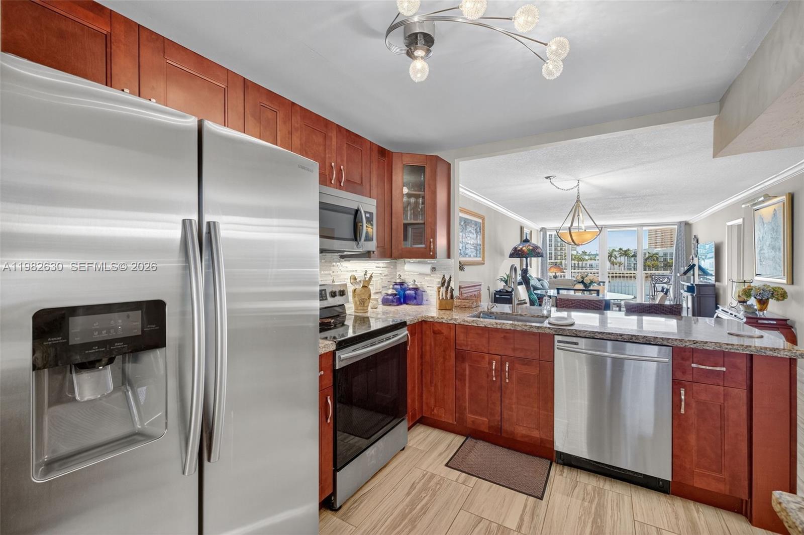 121 Golden Isles Dr #205, Hallandale Beach FL 33009
