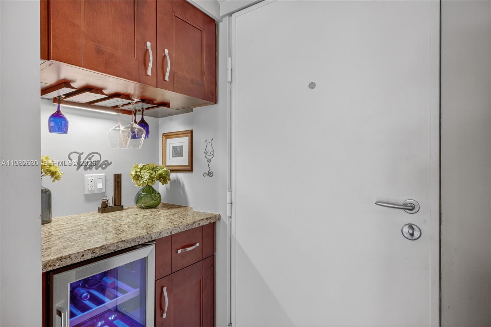 121 Golden Isles Dr #205, Hallandale Beach FL 33009