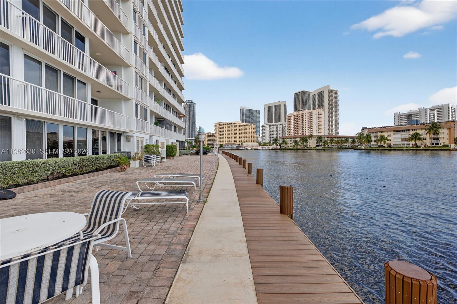 121 Golden Isles Dr #205, Hallandale Beach FL 33009