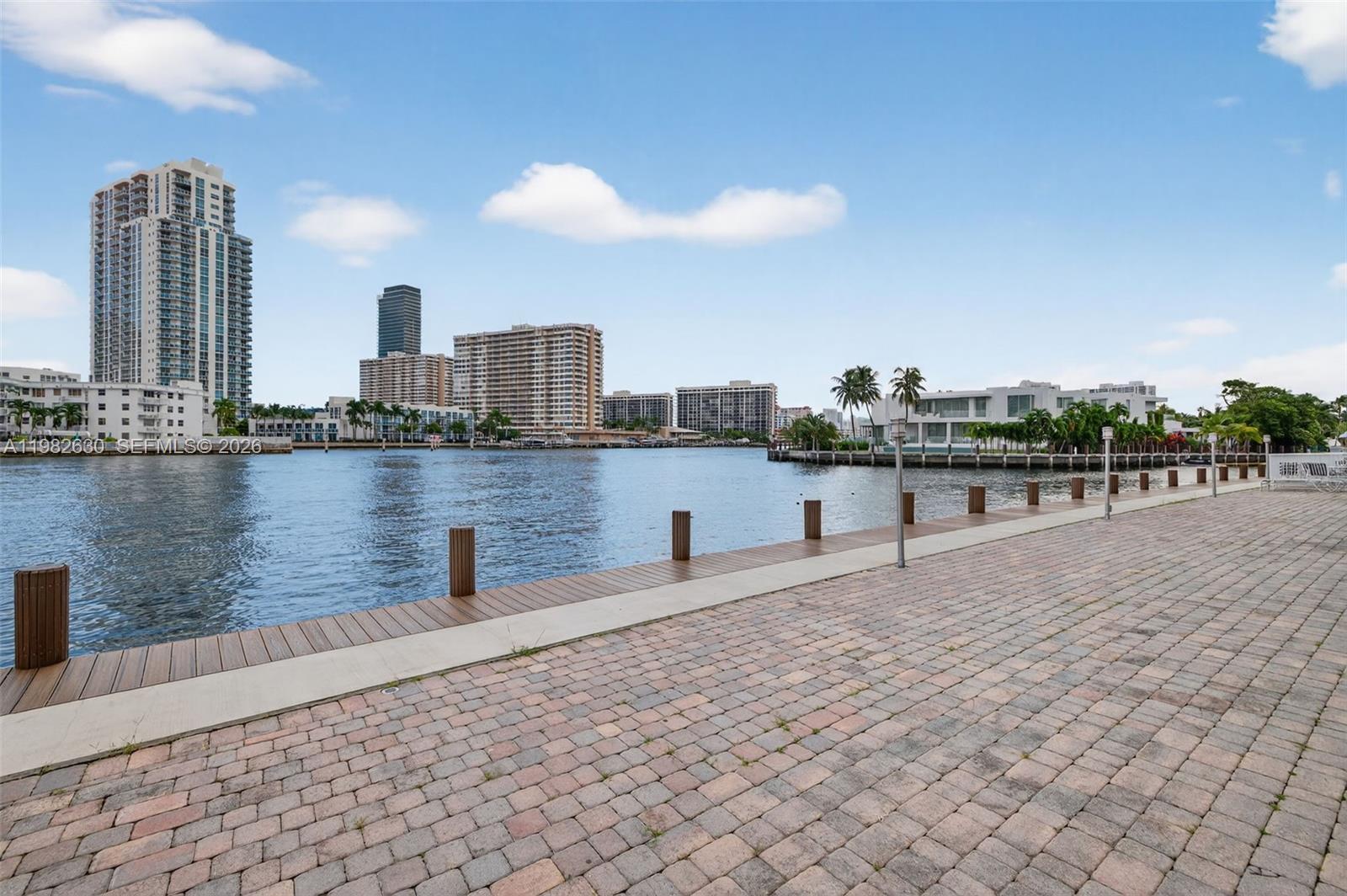 121 Golden Isles Dr #205, Hallandale Beach FL 33009