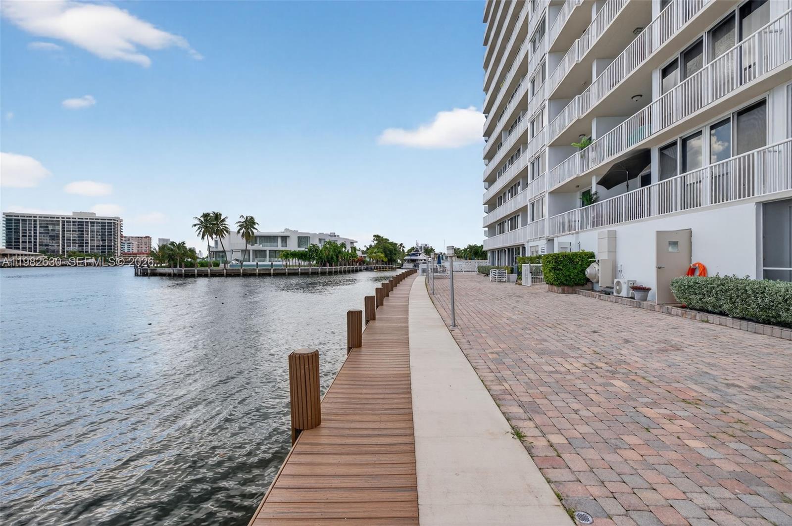 121 Golden Isles Dr #205, Hallandale Beach FL 33009