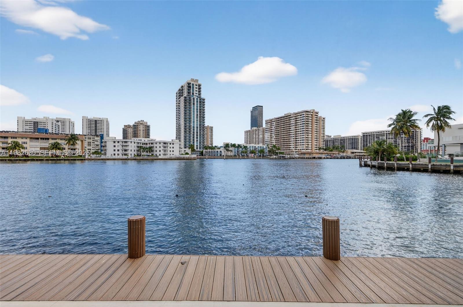 121 Golden Isles Dr #205, Hallandale Beach FL 33009